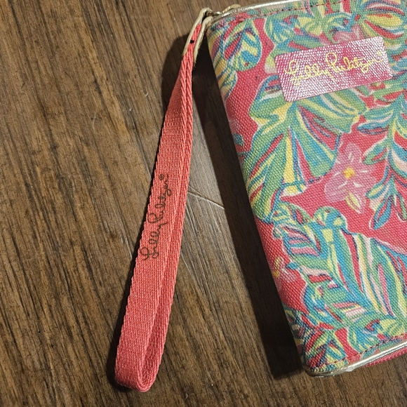 Lilly Pulitzer Pink and Green Tropical Wristlet/Clutch - Picture 2 of 7